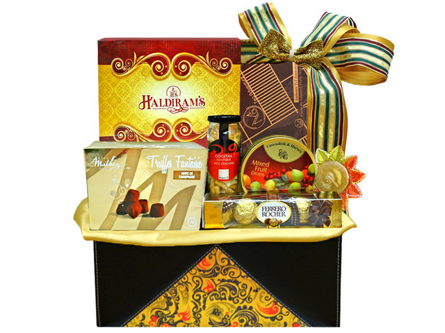 Wine n Food Hamper - Deepavali Food Gift Hamper DW01 - L36669412 Photo